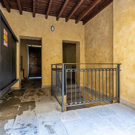 Xenia Apartments - Accogliente Pied-A-Terre Sui Navigli ミラノ エクステリア 写真