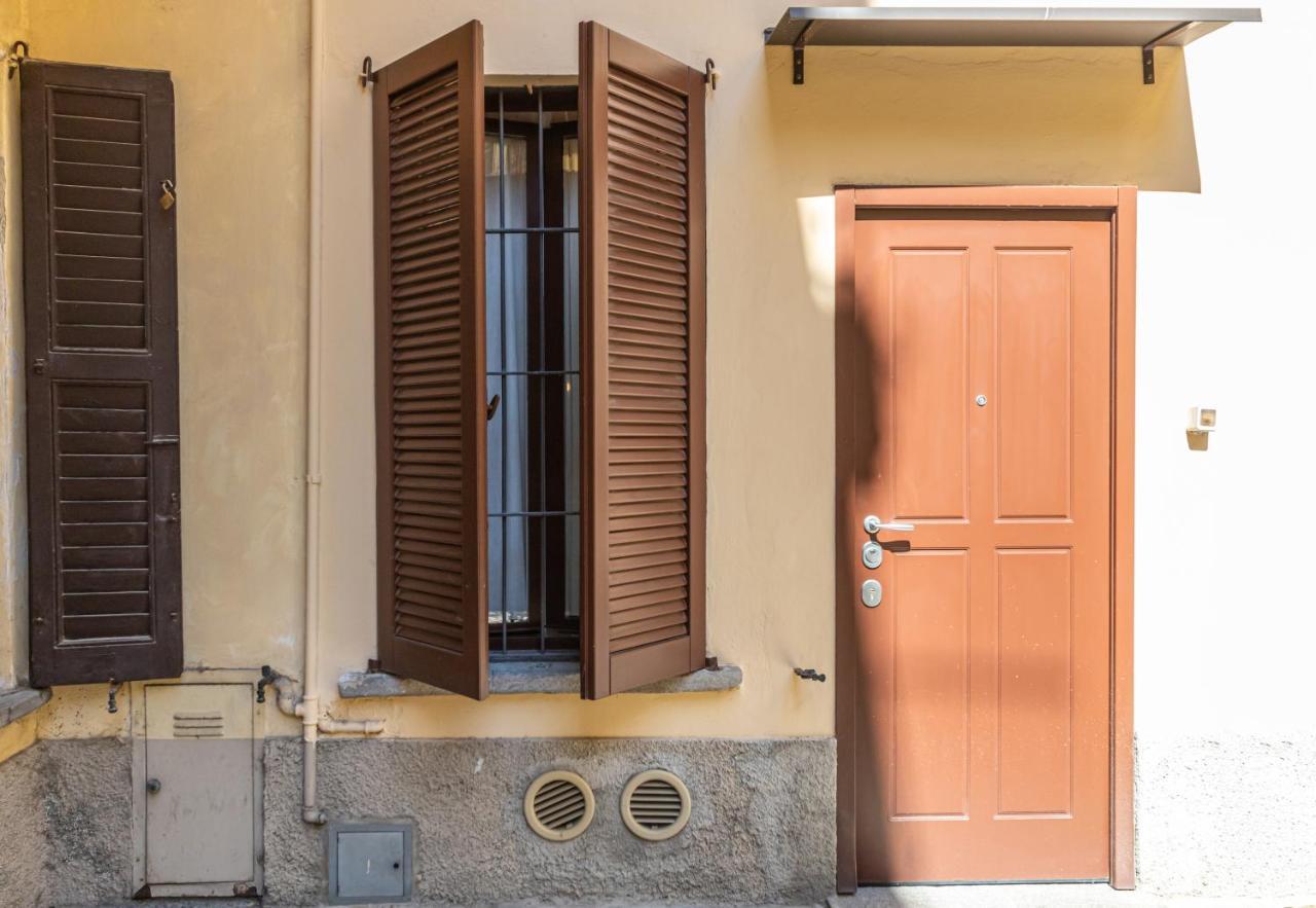 Xenia Apartments - Accogliente Pied-A-Terre Sui Navigli ミラノ エクステリア 写真