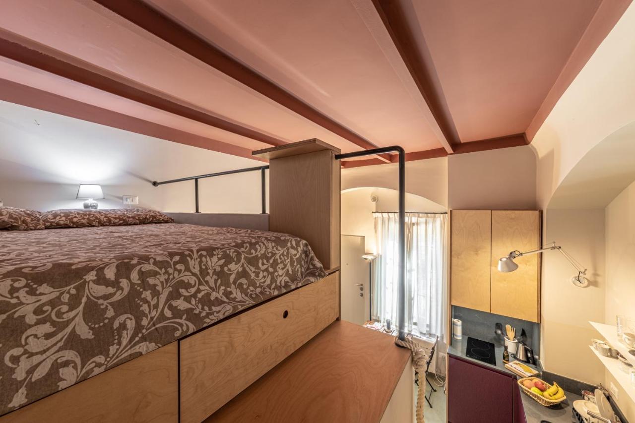Xenia Apartments - Accogliente Pied-A-Terre Sui Navigli ミラノ エクステリア 写真